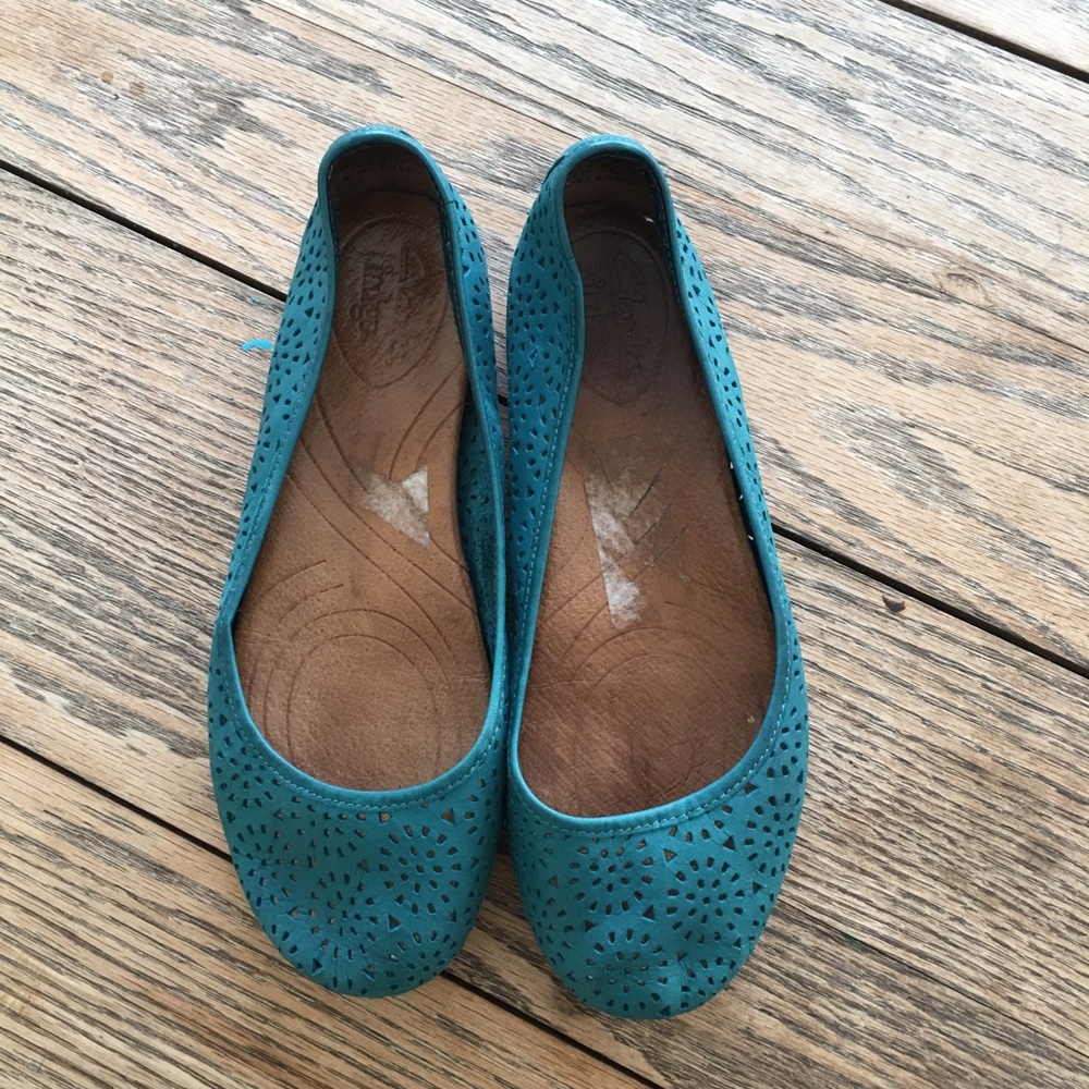 Turquoise Clarks Flats